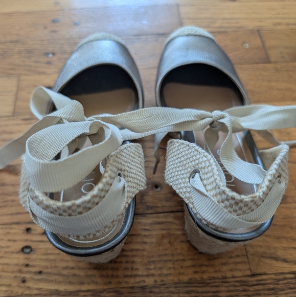 Vionic  Maris Metallic Espadrille Wedges - Picture 7 of 7